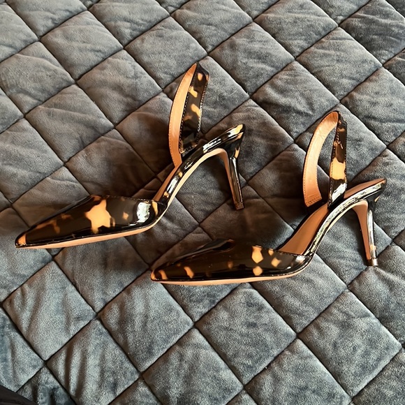 Ann Taylor tortoise shell heels - Picture 2 of 6